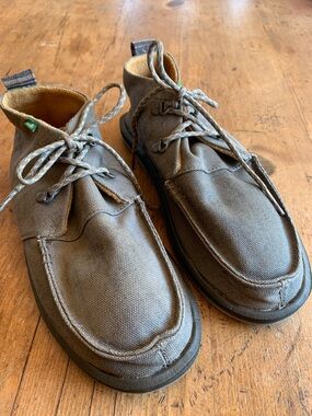 Sanuk Brown Canvas Chukka Boots - Lace-Up Casual